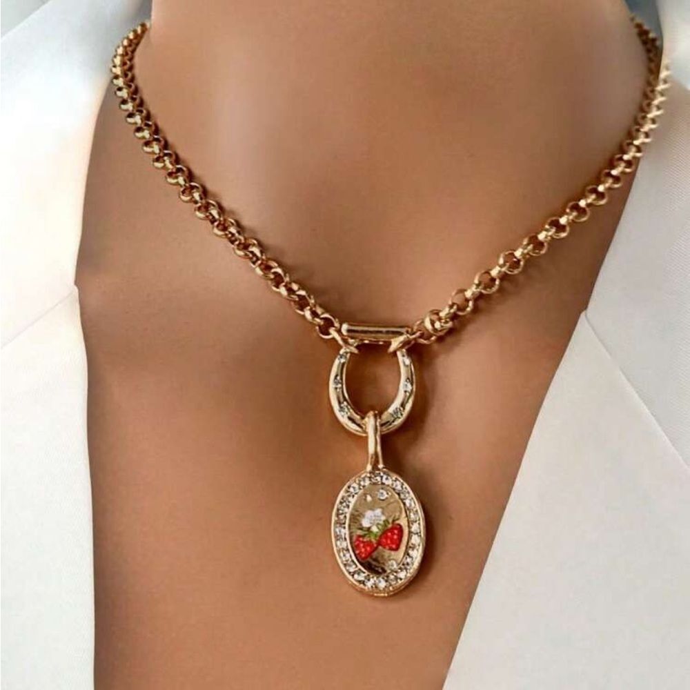 Strawberry Pendant Necklace N958